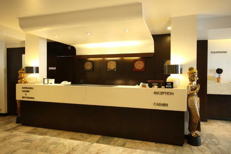 Reno Hotel Bangkok Exterior foto