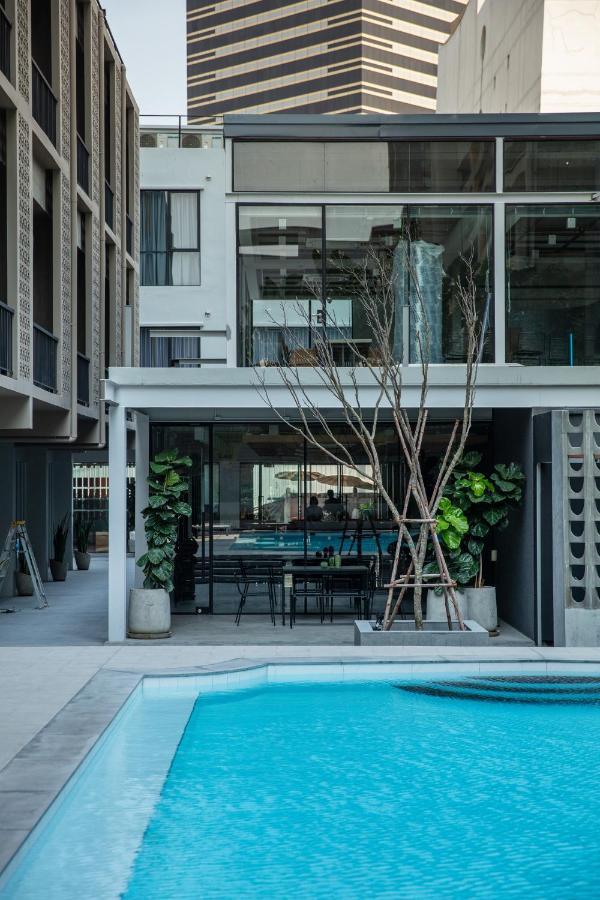 Reno Hotel Bangkok Exterior foto